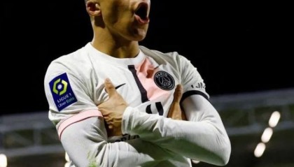 体育直播-波叔：不遗憾MNM默契来得晚 姆巴佩：积极面对痛苦