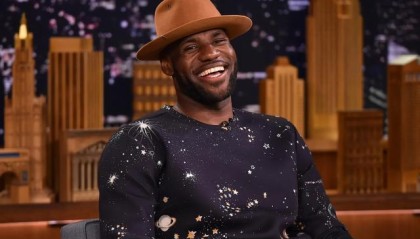 开云官网-詹姆斯在洛杉矶站稳脚跟，他的影响力不止在篮球场